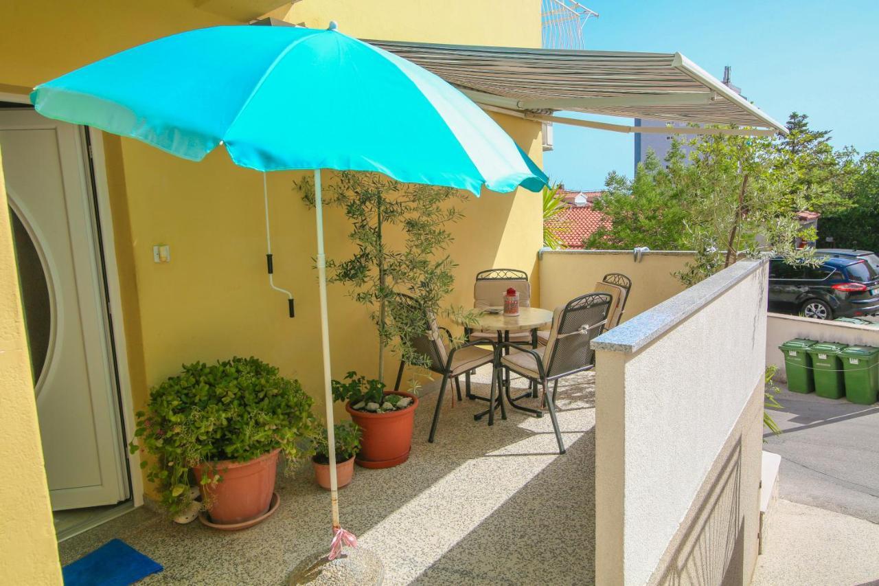 Sunshine Lägenhet Makarska Exteriör bild